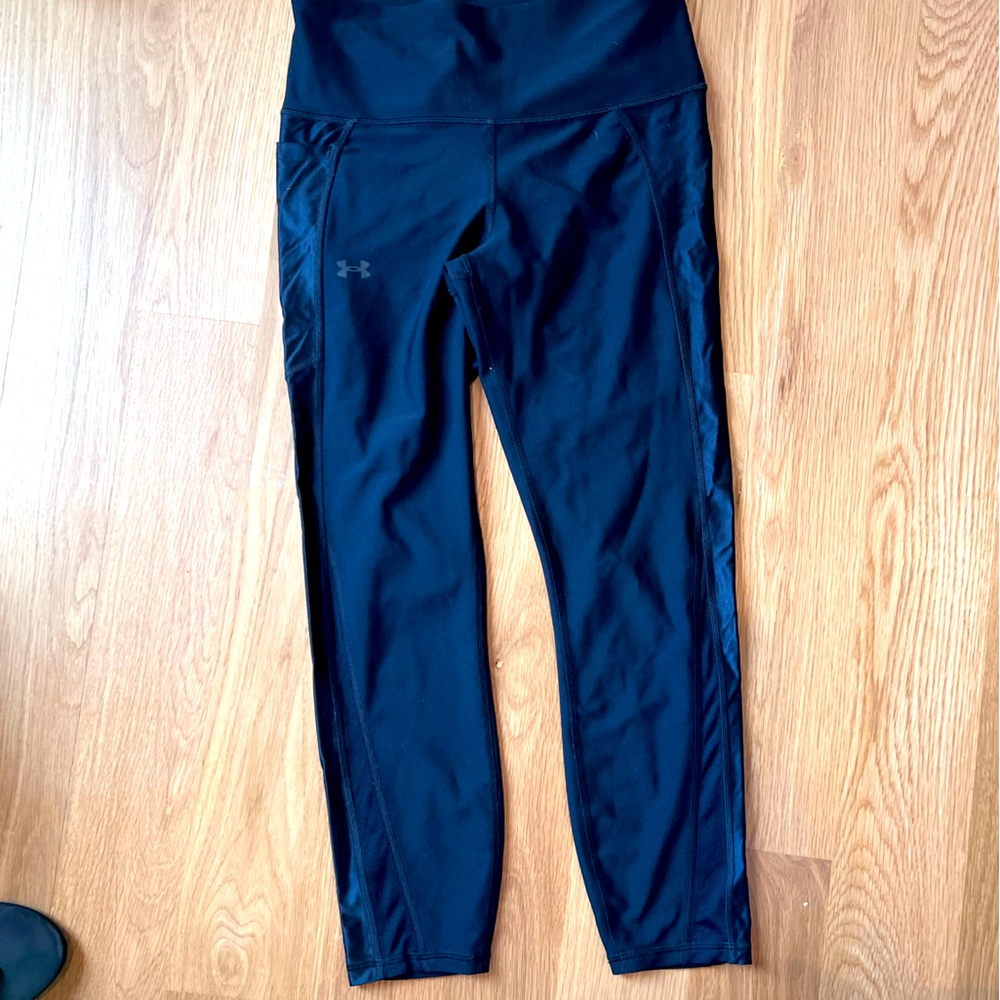 Under armor leggings with pockets m